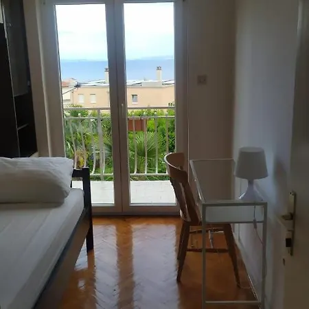 Vacation Apartment *